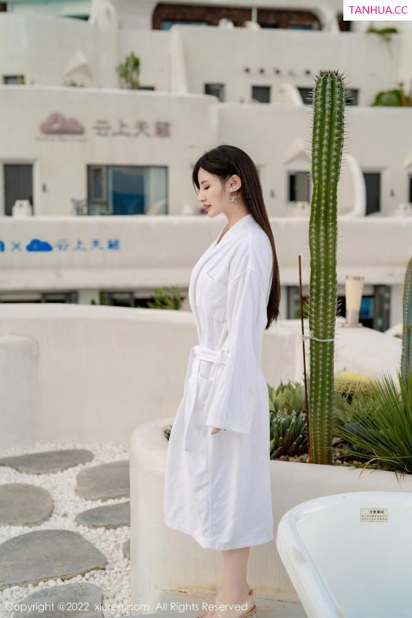 陈诗诗 诗诗 [XiuRen]高清写真图 2022.08.23 No.5476 诗诗kiki第6张图片